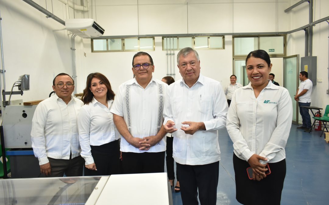 EMBAJADOR DE MÉXICO EN SANTA LUCÍA, VISITA LA UT CHETUMAL